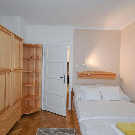 Vicente'S Apartment Έγκερ Εξωτερικό φωτογραφία