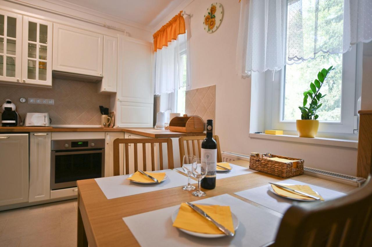Vicente'S Apartment Έγκερ Εξωτερικό φωτογραφία